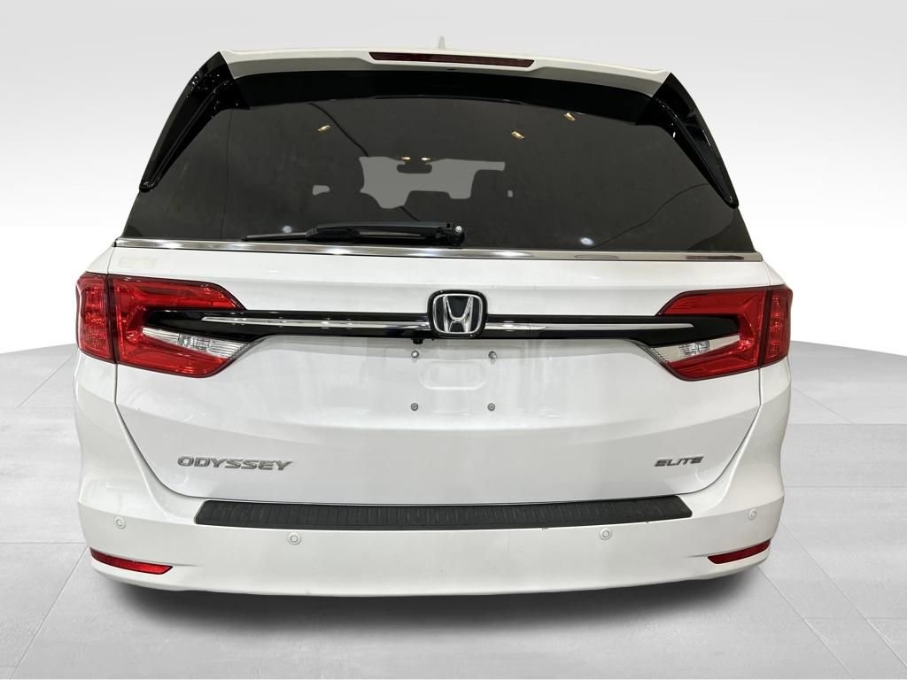 Used 2024 Honda Odyssey Elite image 4