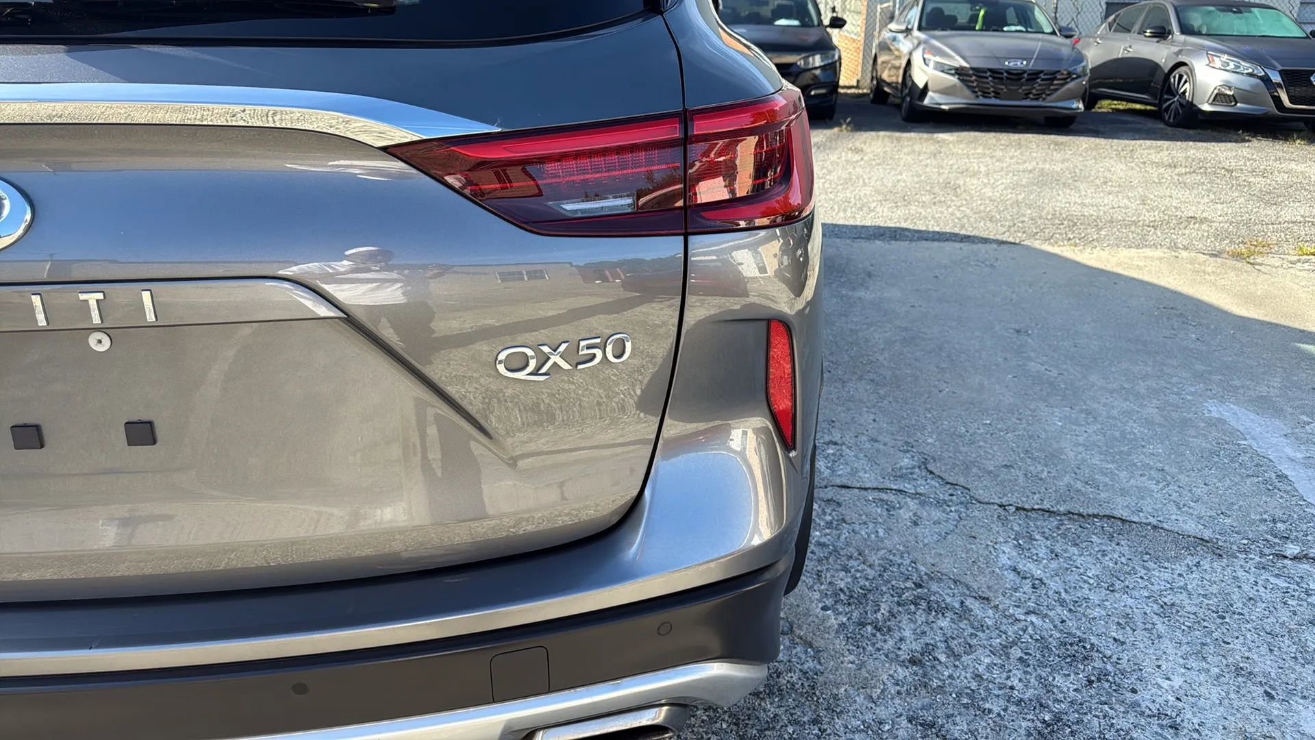 Used 2019 INFINITI QX50 Essential w/ Premium Heat Package image 10