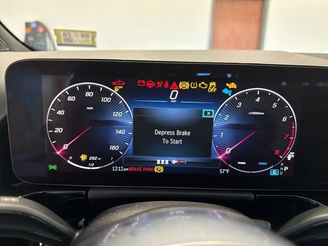 Used 2024 Mercedes-Benz GLA 250 4MATIC image 25