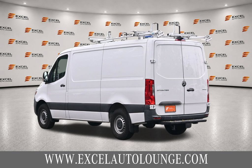 Used 2023 Mercedes-Benz Sprinter 2500 image 3