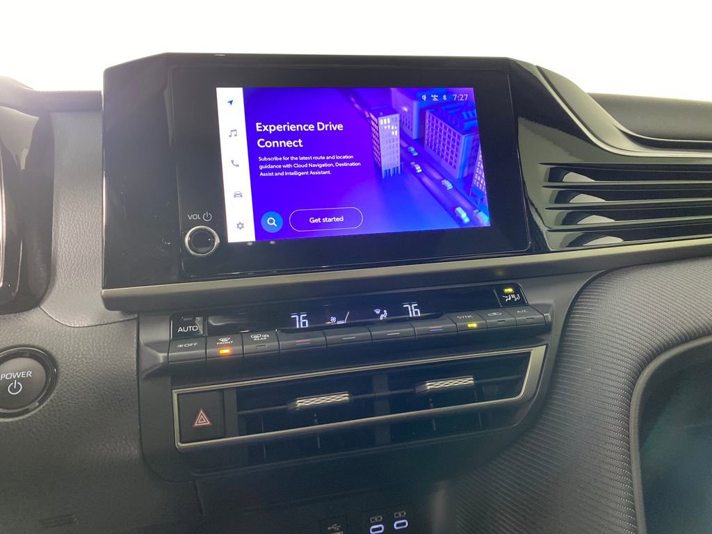 Certified 2025 Toyota Camry SE w/ Convenience Package image 21