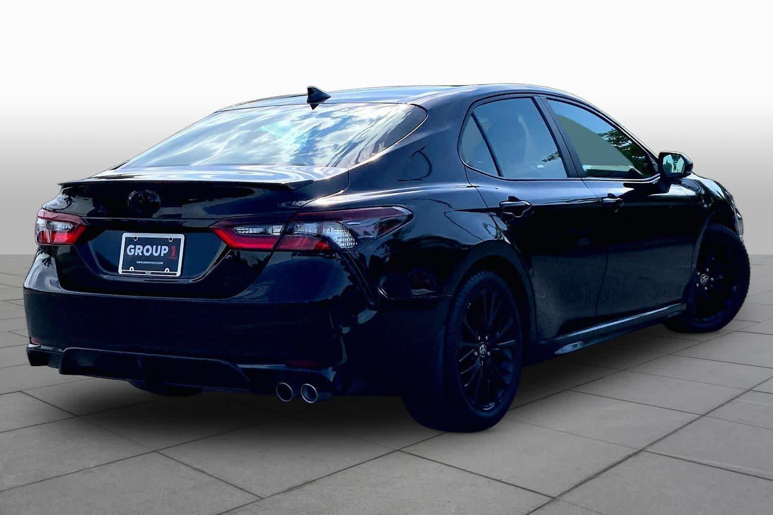 Used 2021 Toyota Camry SE AWD/4WD image 13