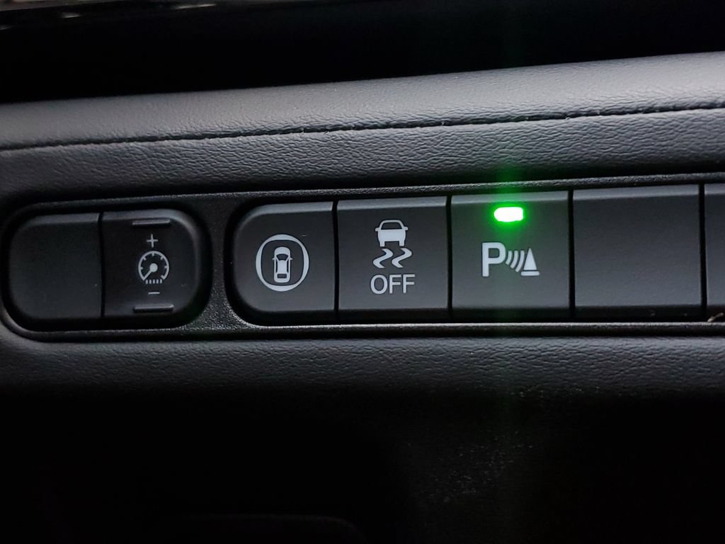 Certified 2026 Acura MDX w/ Technology Package FWD image 31