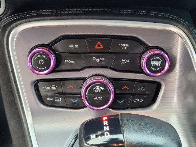 Used 2019 Dodge Challenger SXT w/ Driver Convenience Group AWD/4WD image 21