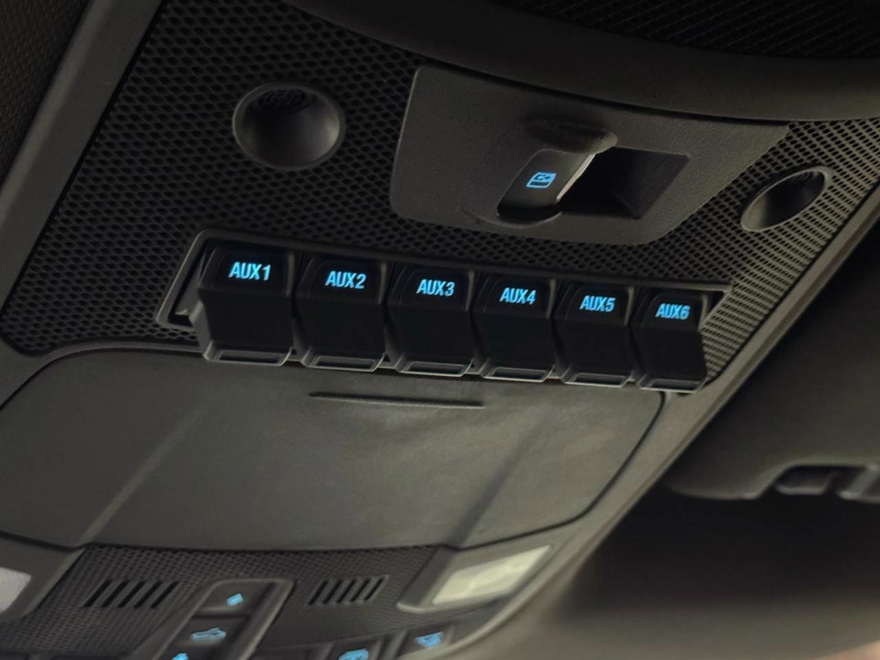 Used 2017 Ford F350 King Ranch w/ King Ranch Ultimate Package AWD/4WD image 32