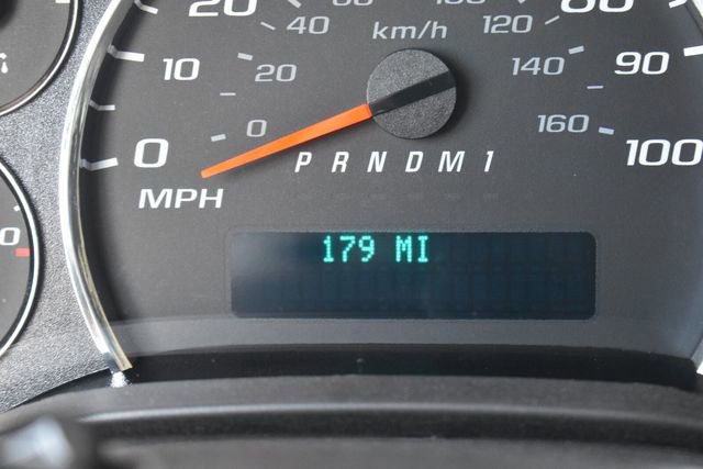 New 2025 Chevrolet Express 2500 w/ Driver Convenience Package RWD image 22