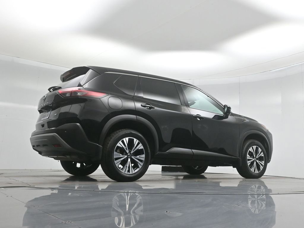 Used 2021 Nissan Rogue SV image 49