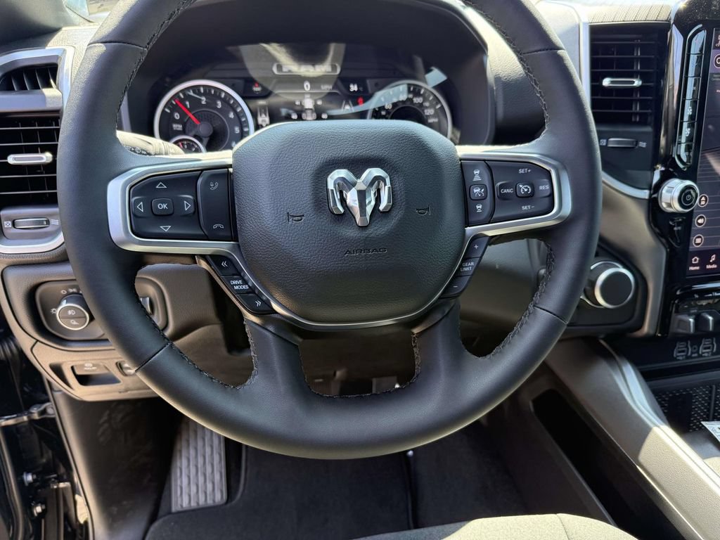 New 2026 RAM 1500 Big Horn AWD/4WD image 19