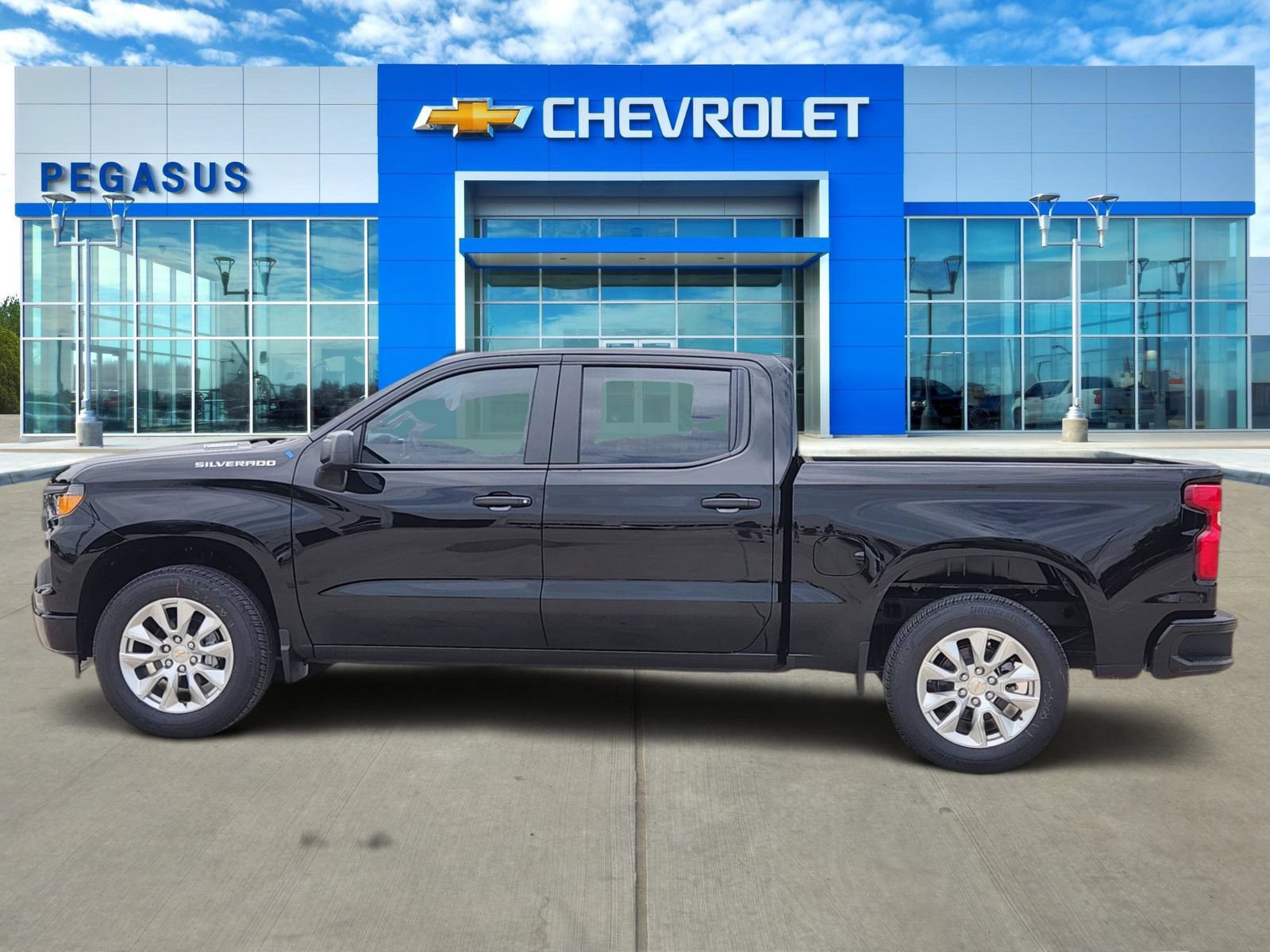 New 2026 Chevrolet Silverado 1500 Custom RWD image 3
