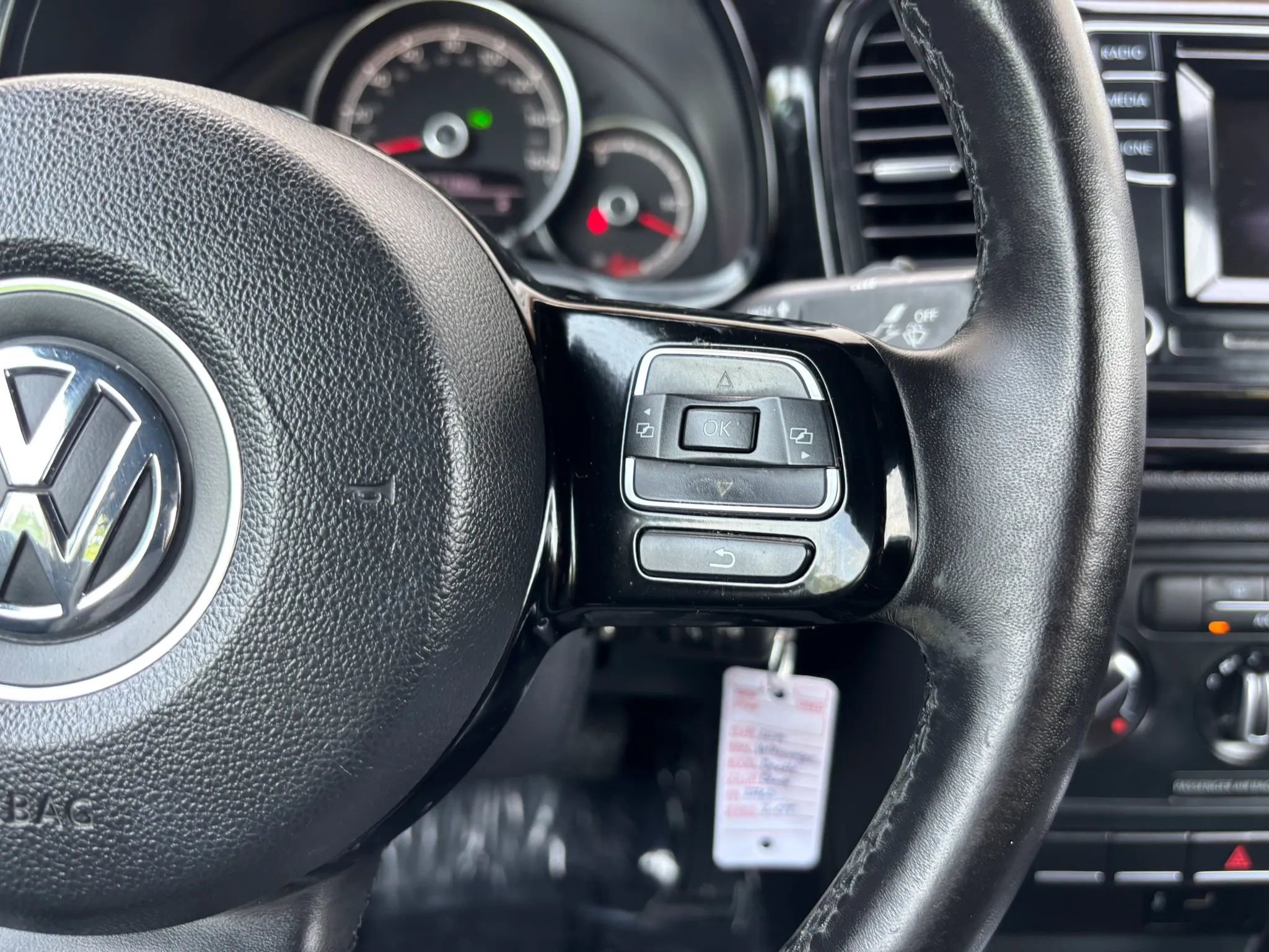 Used 2019 Volkswagen Beetle 2.0T S image 22