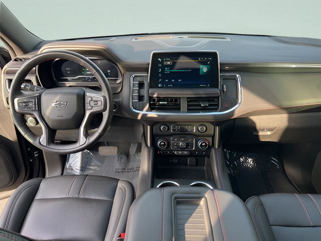 Used 2024 Chevrolet Suburban RST w/ Luxury Package image 9