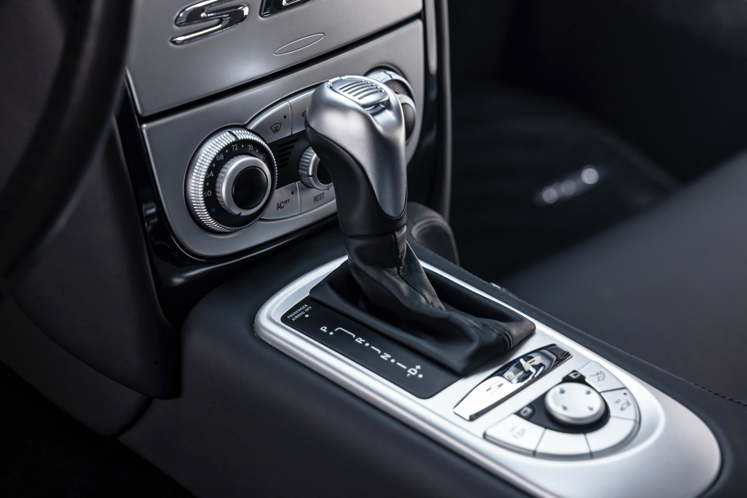 Used 2005 Mercedes-Benz SLR image 60