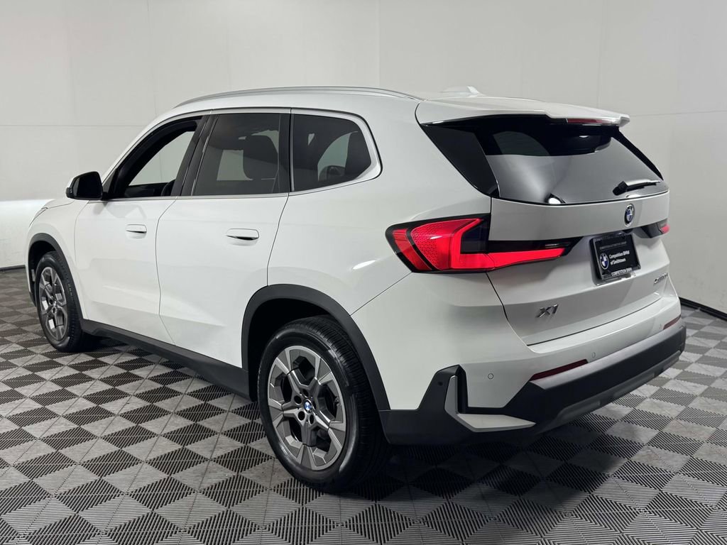 Used 2023 BMW X1 xDrive28i w/ Premium Package AWD/4WD image 8