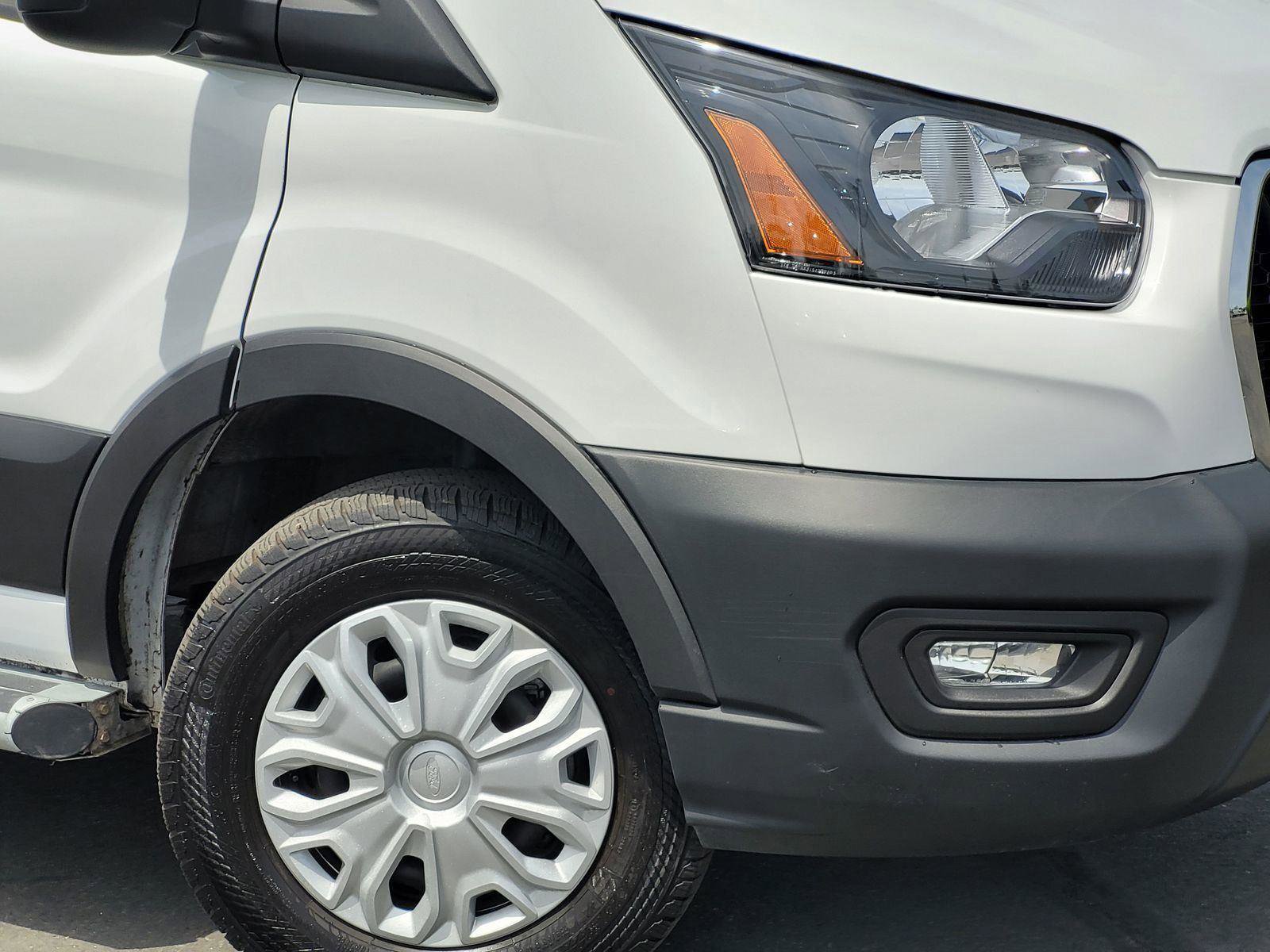 Used 2024 Ford Transit 250 Low Roof w/ Exterior Upgrade Package RWD image 5