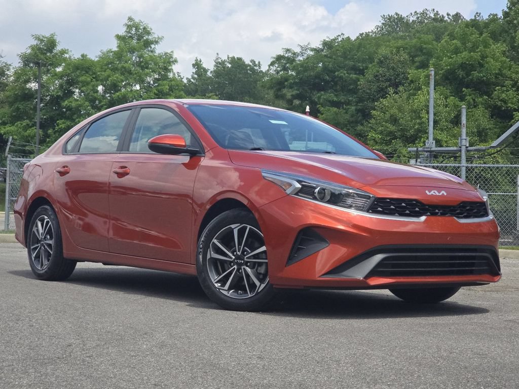 Used 2023 Kia Forte LXS w/ LXS Technology Package FWD image 1