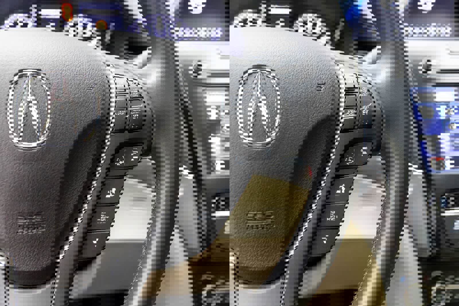 Used 2018 Acura ILX w/ Premium Package image 32