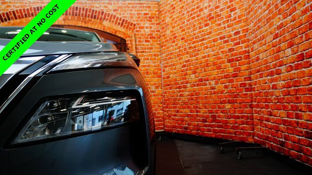 Used 2022 Nissan Rogue SV image 69