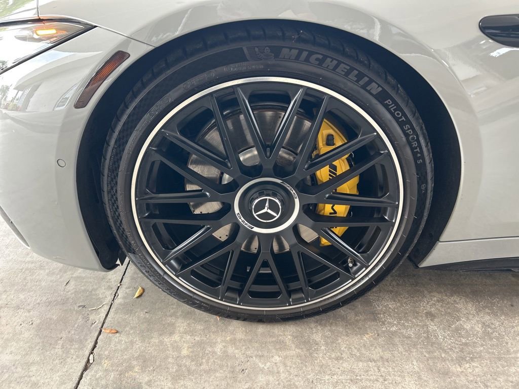 Used 2022 Mercedes-Benz SL 63 AMG 4MATIC image 25