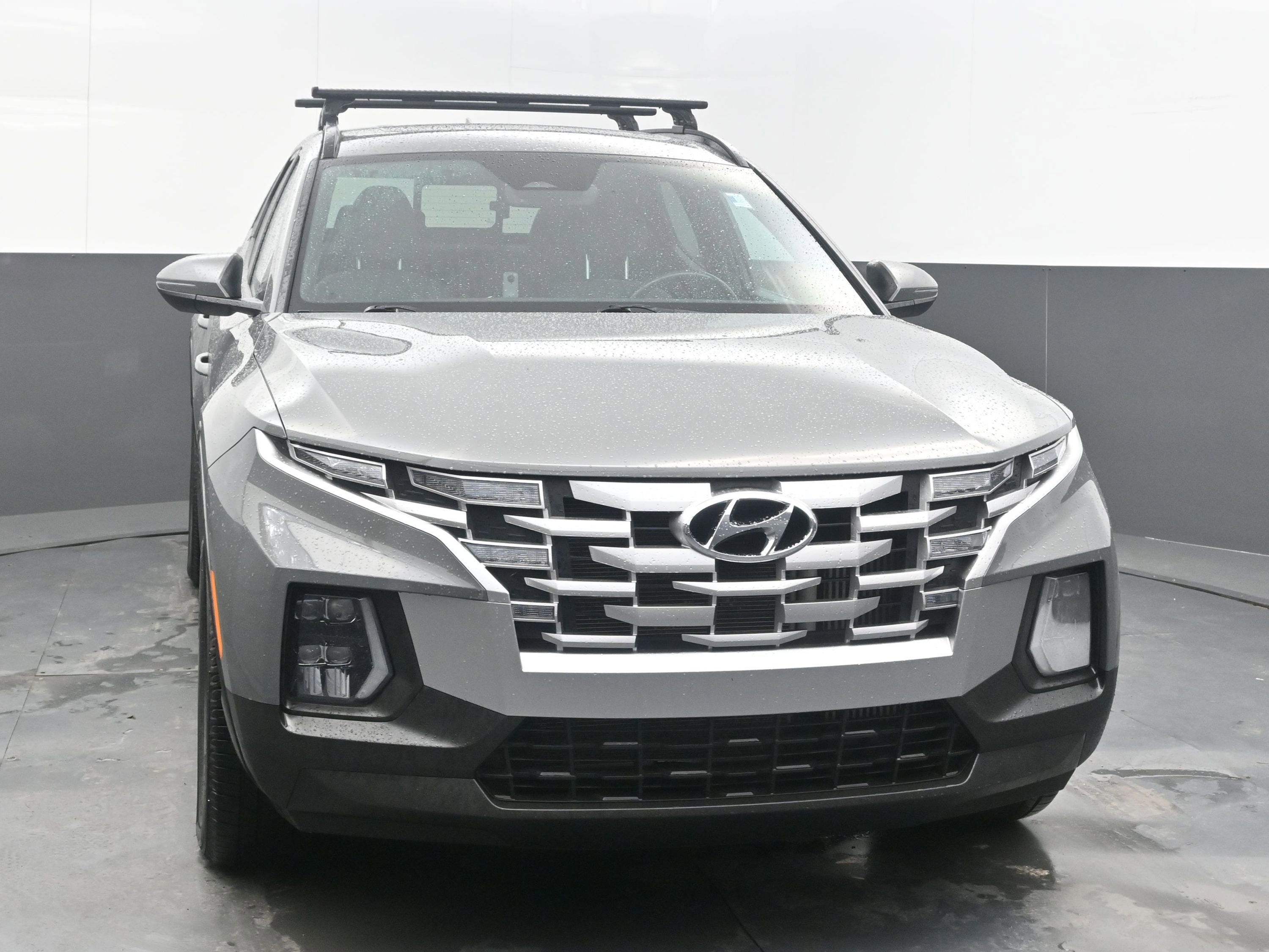 Used 2022 Hyundai Santa Cruz SEL Premium image 2