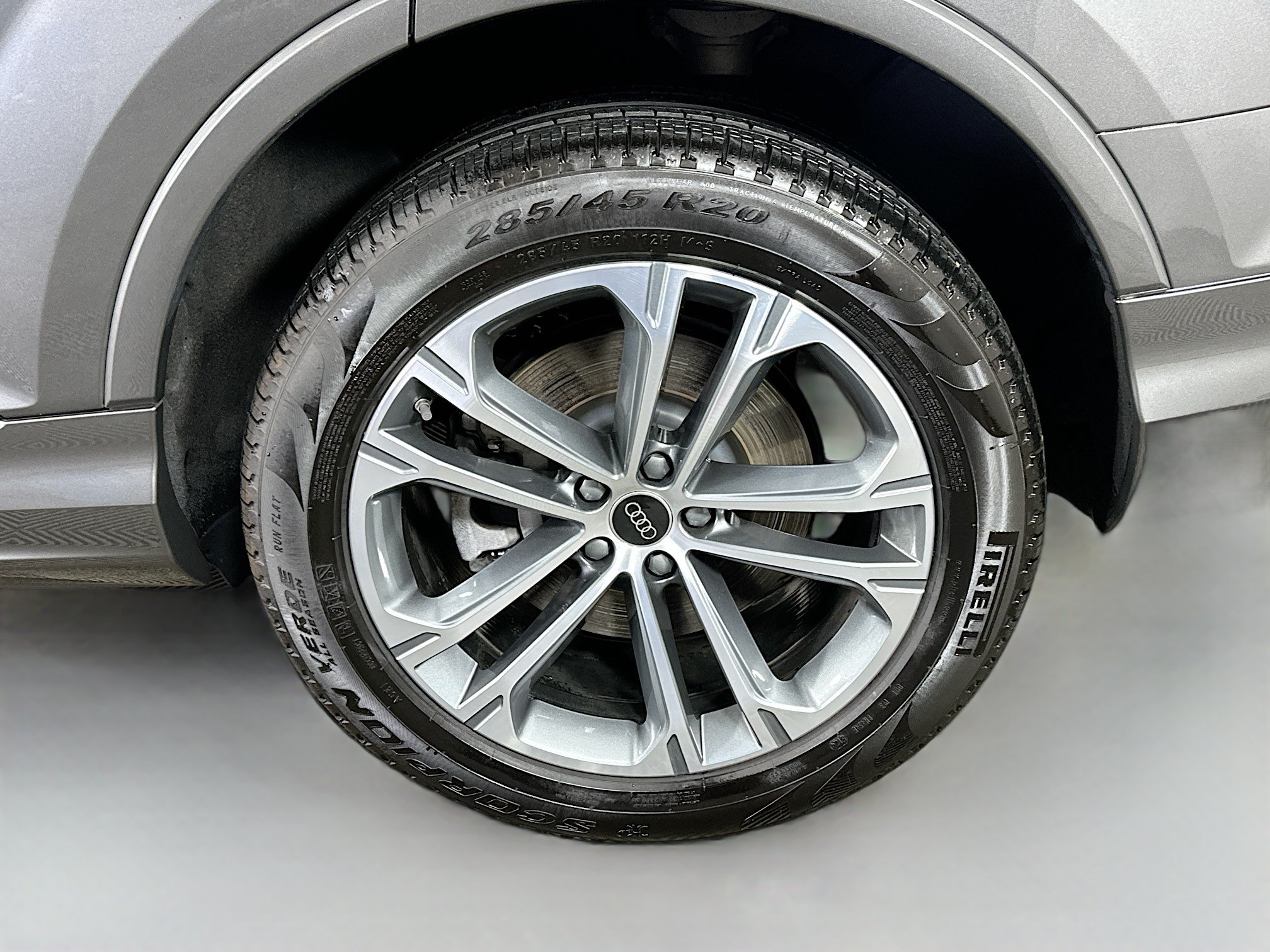 Used 2025 Audi Q7 2.0T Premium w/ Convenience Plus Package AWD/4WD image 33