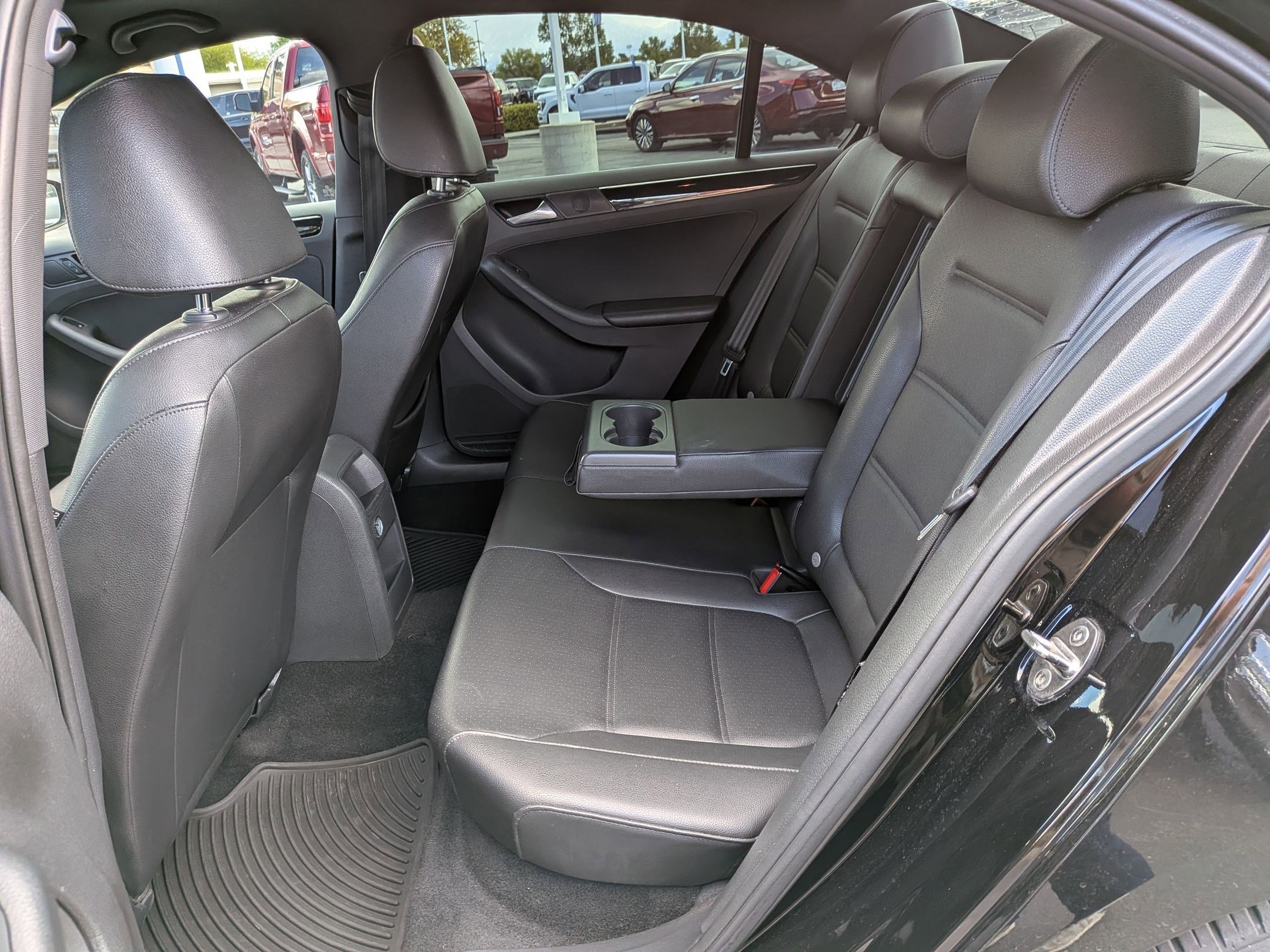 Used 2018 Volkswagen Jetta Sport FWD image 29