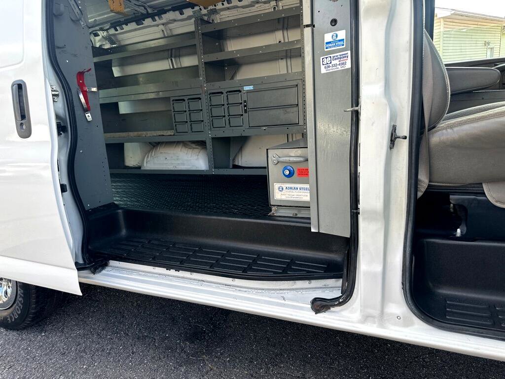 Used 2011 Chevrolet Express 1500 AWD w/ Power Package image 26