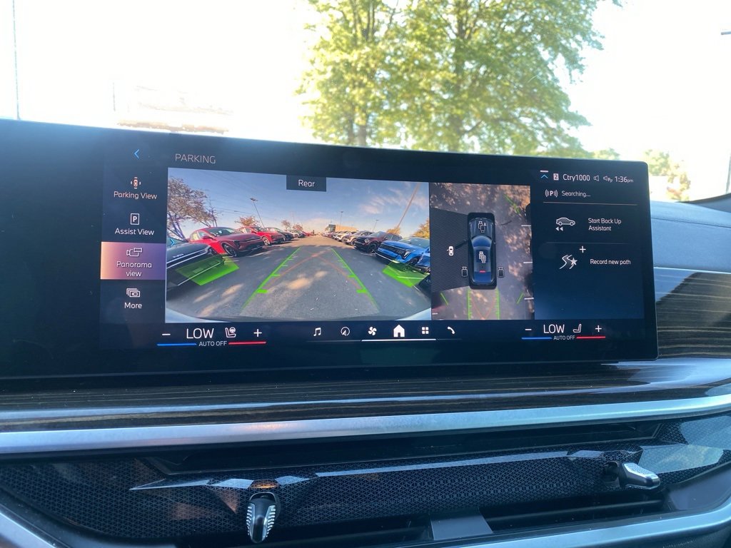 Used 2024 BMW X6 xDrive40i image 17