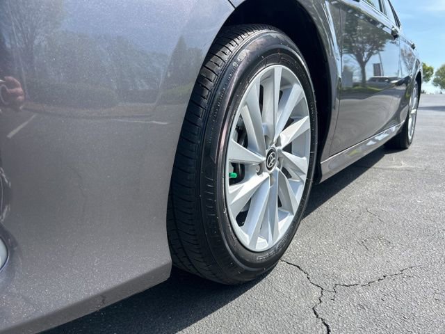 Used 2024 Toyota Camry LE w/ Convenience Package image 10