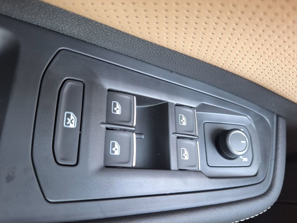 New 2026 Volkswagen Atlas Cross Sport SE image 20