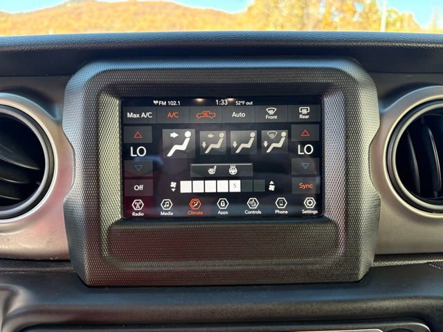 Used 2021 Jeep Gladiator Willys image 14