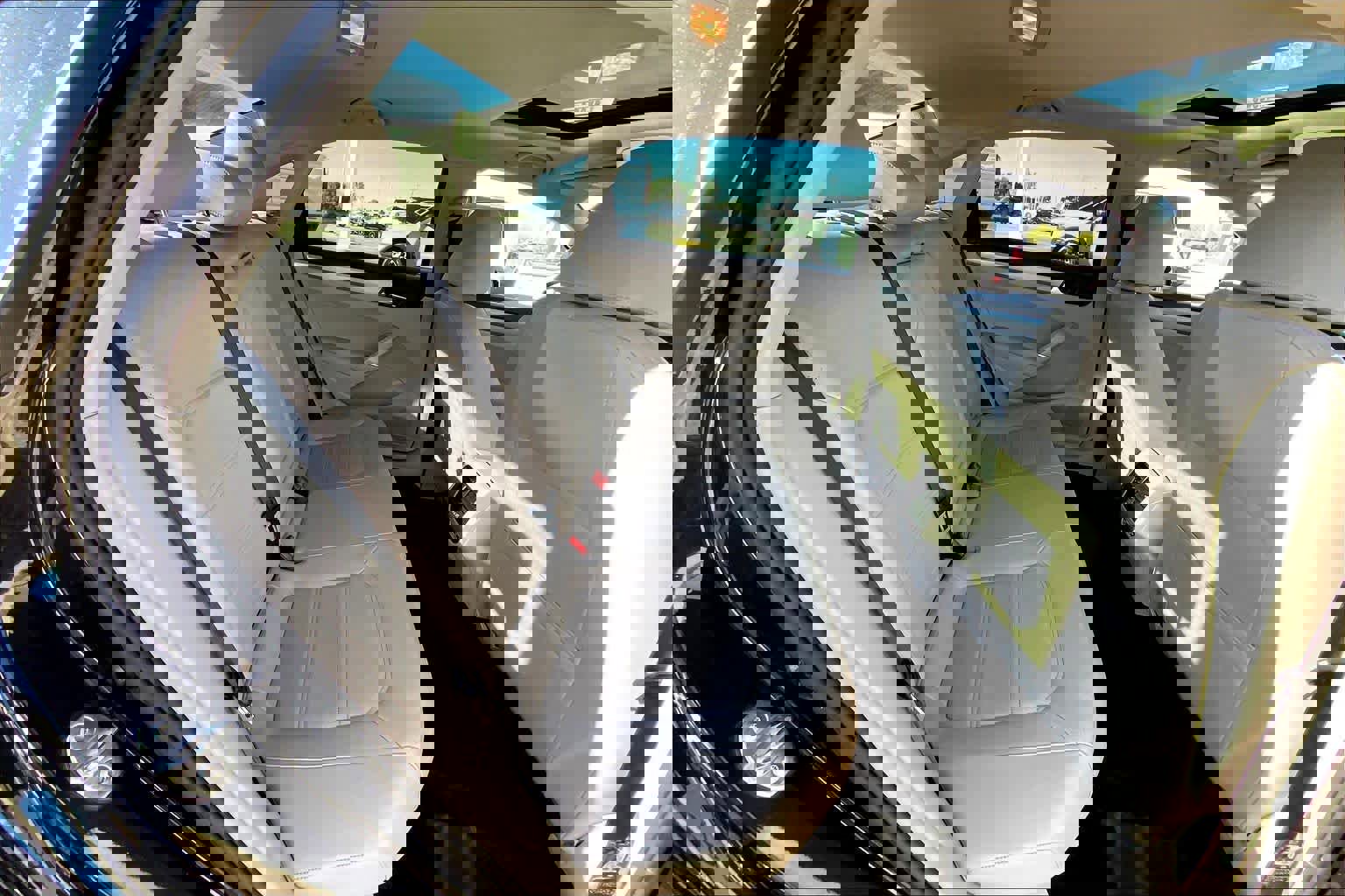 Used 2022 Volkswagen Passat 2.0T SE FWD image 17