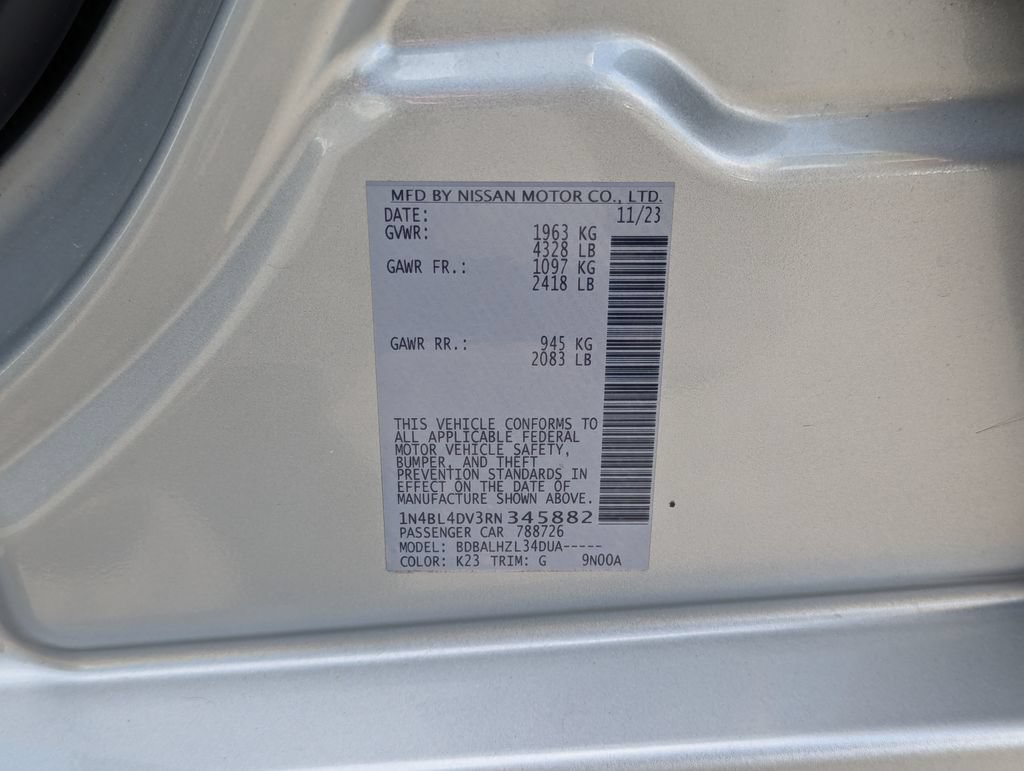 Used 2024 Nissan Altima 2.5 SV FWD image 34