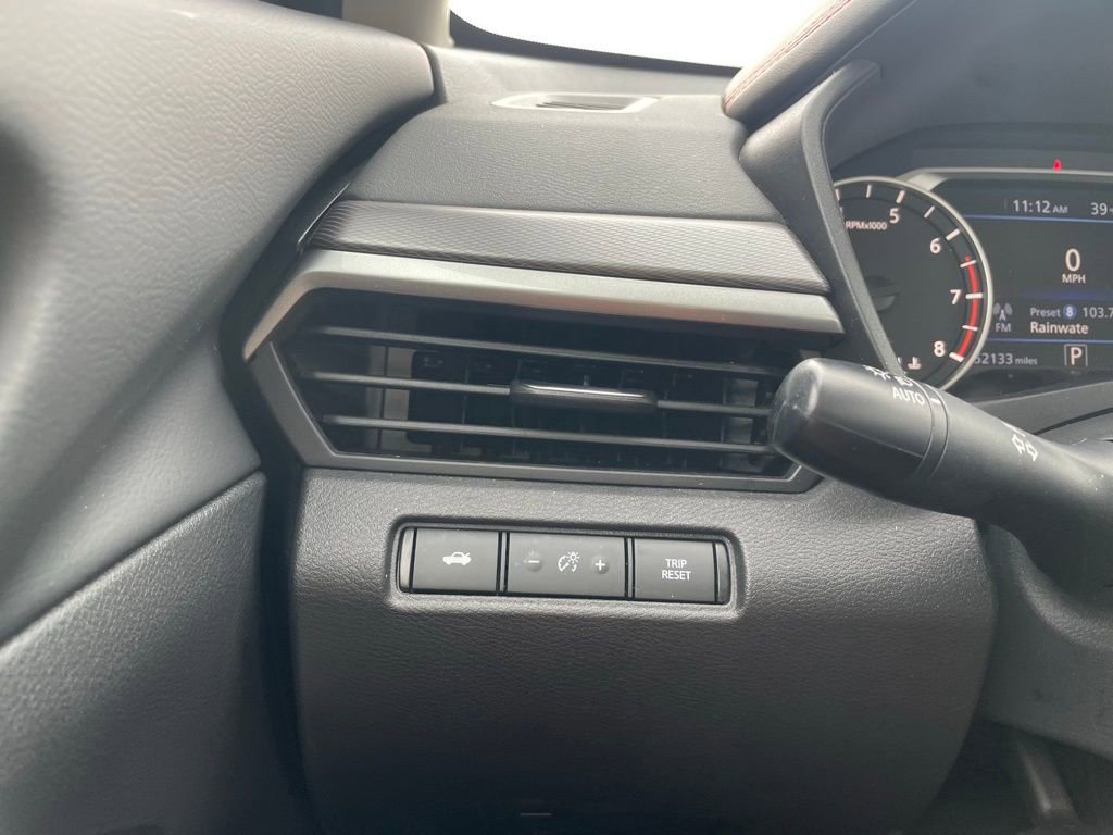 Used 2024 Nissan Altima 2.5 SR image 13