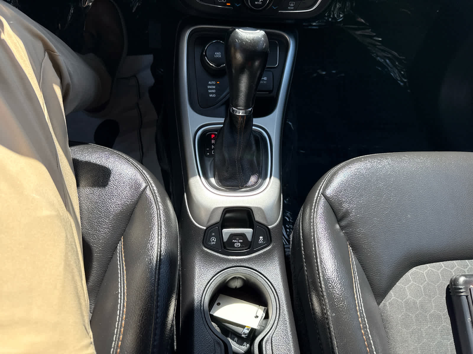 Used 2018 Jeep Compass Latitude w/ Popular Equipment Group AWD/4WD image 22