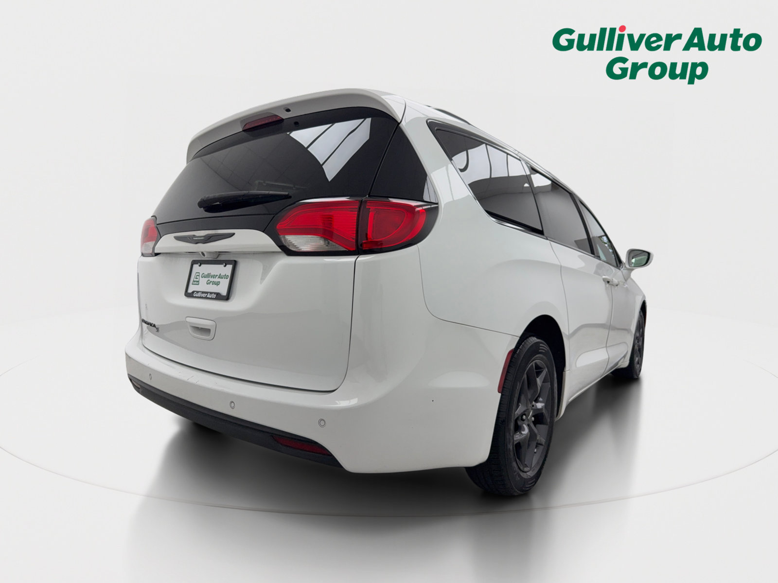 Used 2019 Chrysler Pacifica Touring-L Plus w/ S Appearance Package FWD image 8
