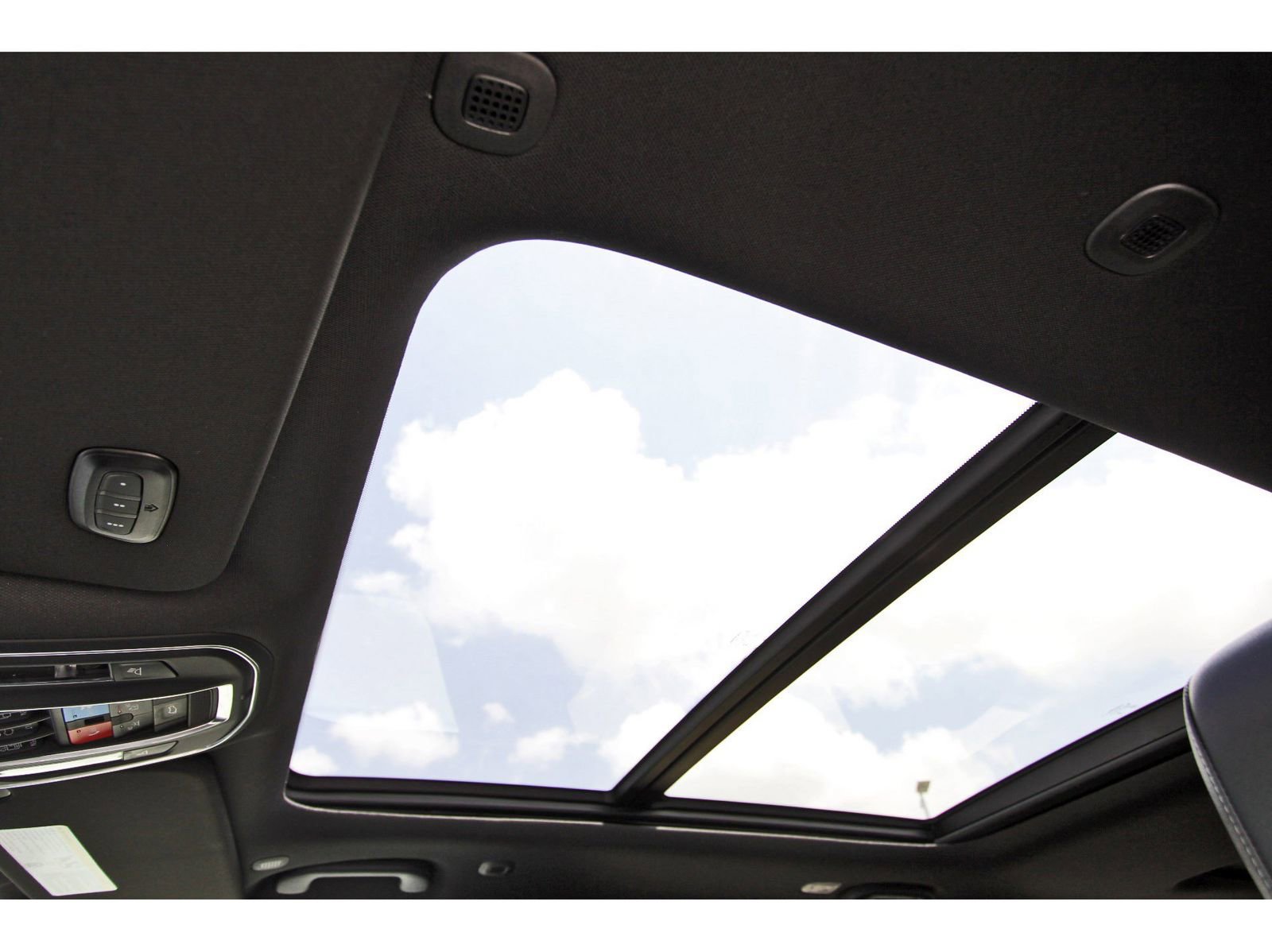 Used 2024 Jeep Wagoneer Series II image 34