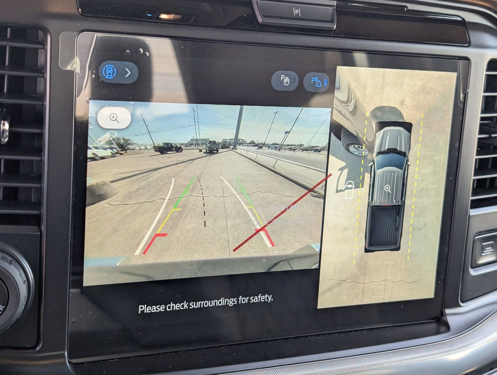 Used 2025 Ford F150 Platinum w/ Equipment Group 703A Plus image 16