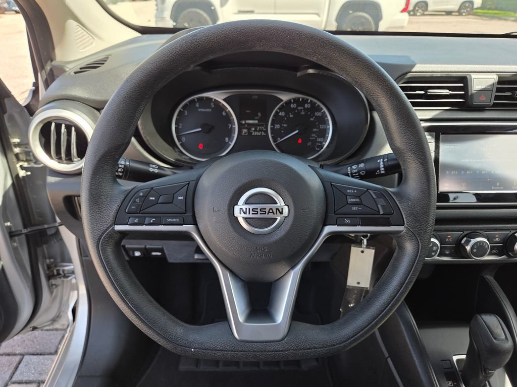 Used 2022 Nissan Versa S FWD image 28