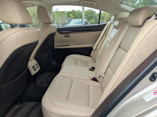 Used 2016 Lexus ES 350 w/ Luxury Package w/Wood Trim image 14