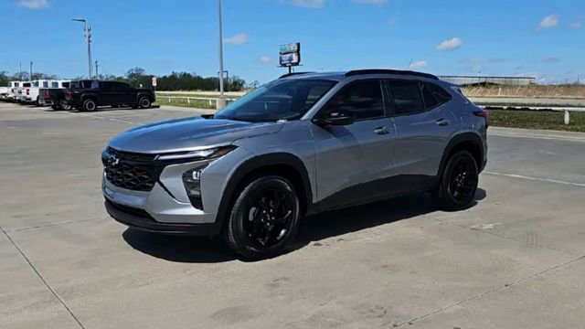 New 2026 Chevrolet Trax LT FWD image 4