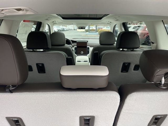 New 2026 GMC Acadia Denali w/ Super Cruise Package image 20