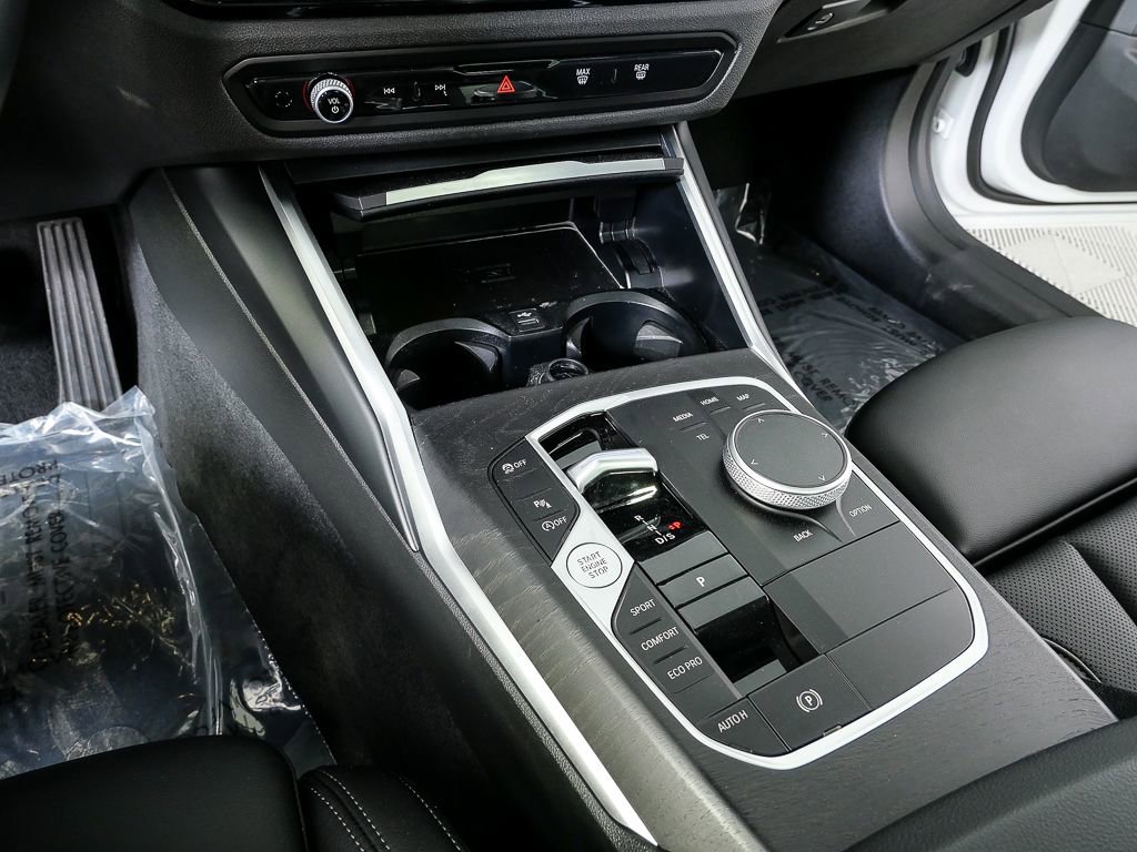 Used 2024 BMW 330i Sedan image 17