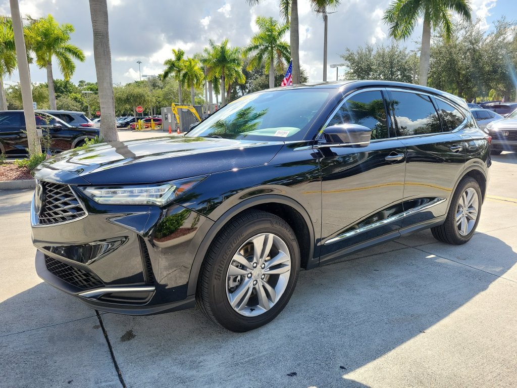 Certified 2025 Acura MDX SH-AWD image 3