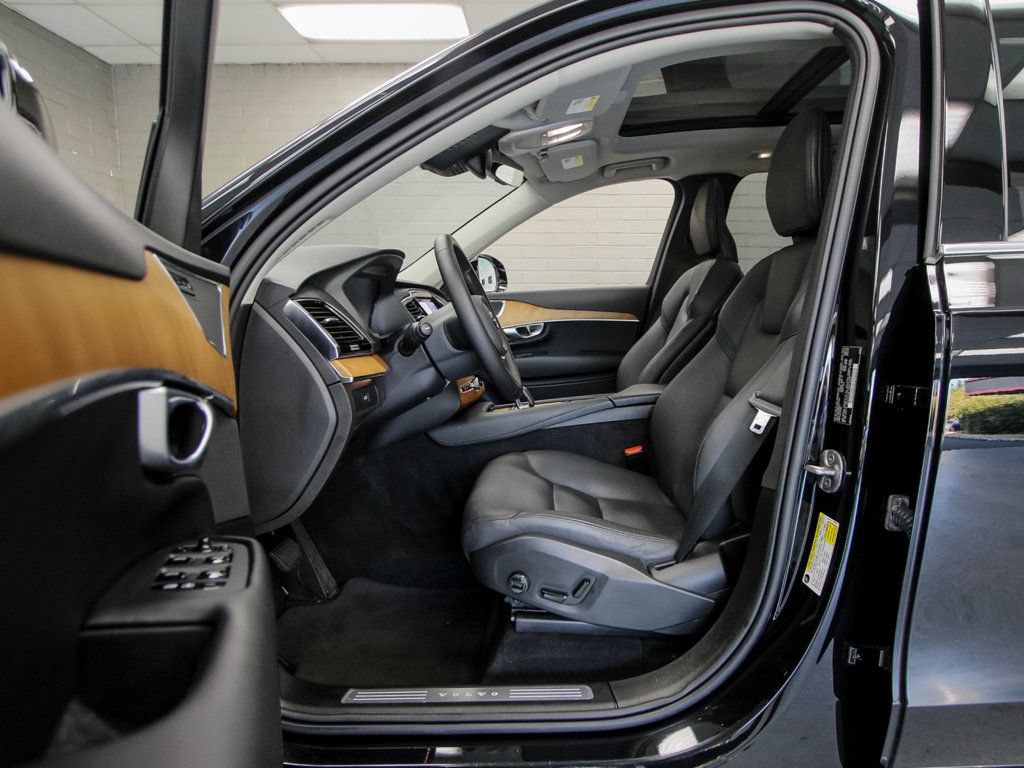Used 2024 Volvo XC90 B5 Plus AWD/4WD image 12