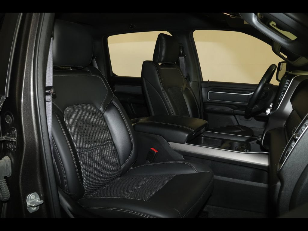 Used 2023 RAM 1500 Big Horn AWD/4WD image 30