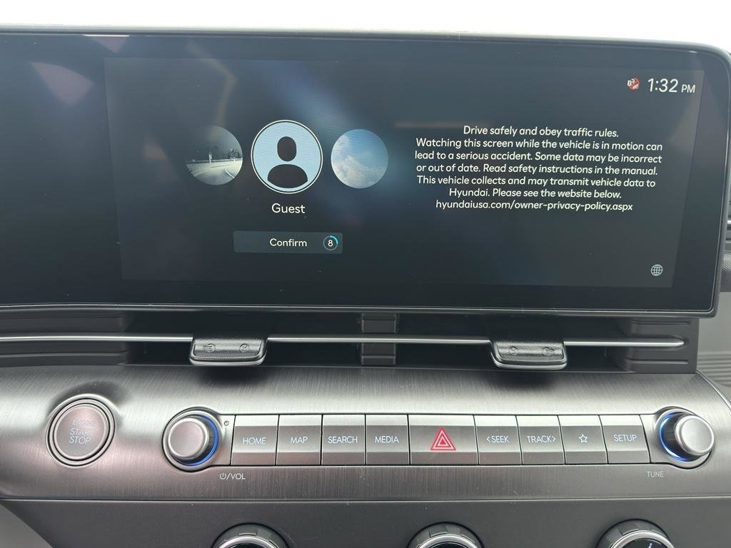 New 2026 Hyundai Kona SE image 8