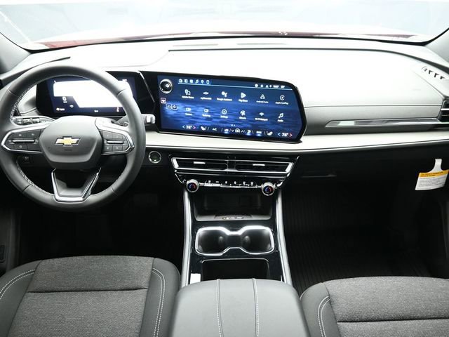 New 2026 Chevrolet Traverse LT w/ LPO, Floor Liner Package FWD image 23