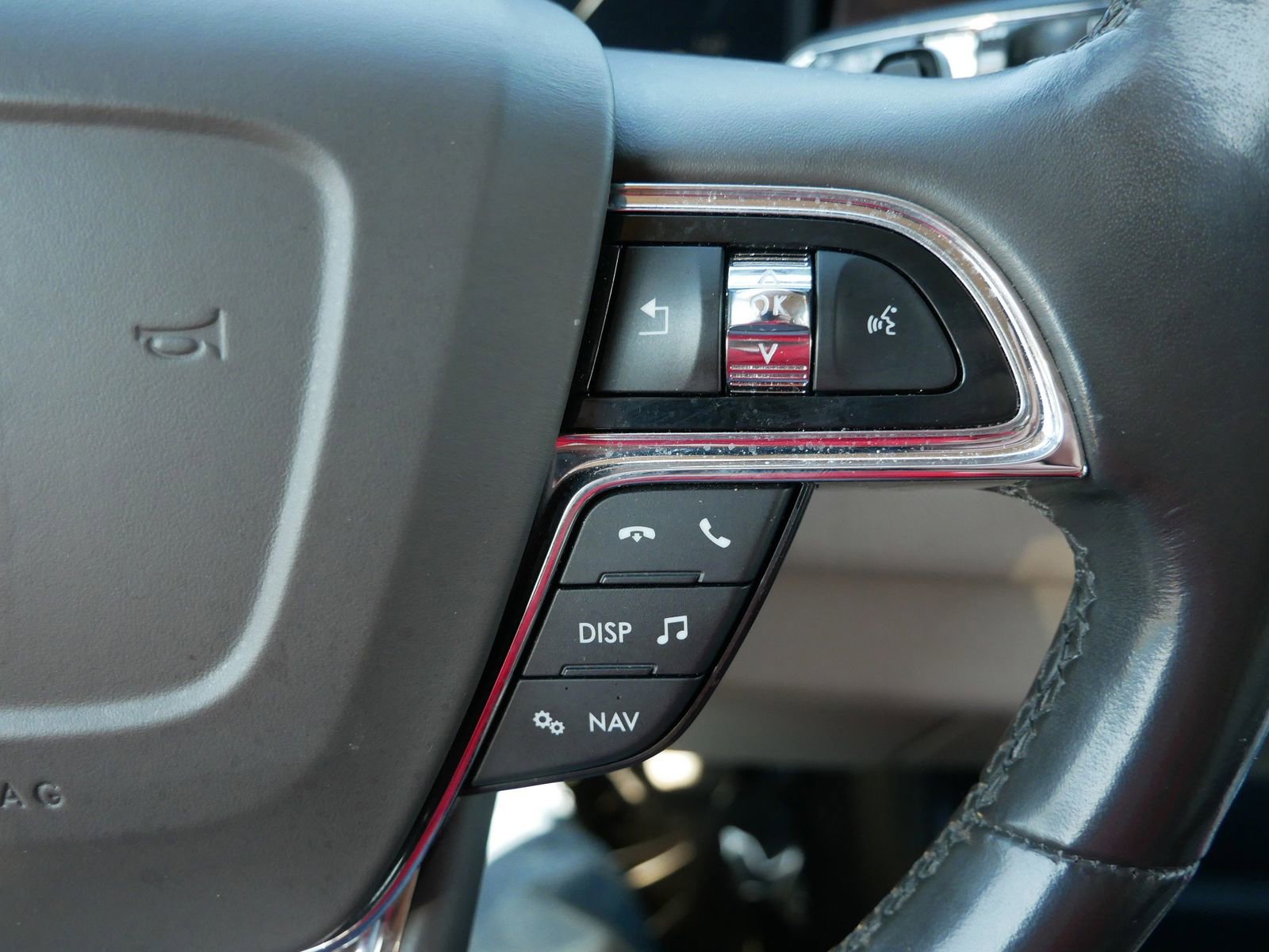 Used 2021 Lincoln Navigator Reserve AWD/4WD image 26