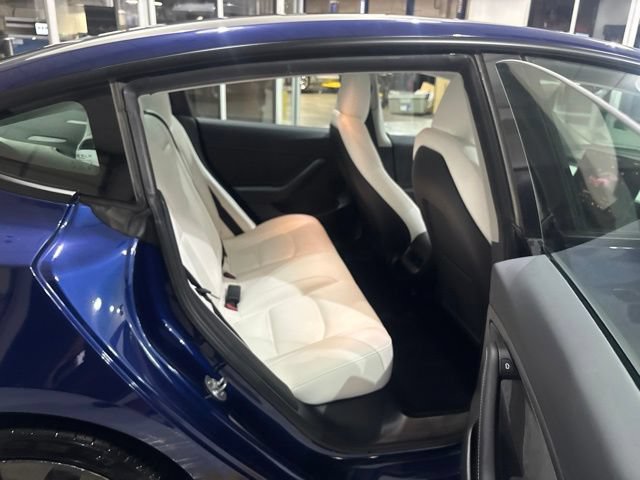Used 2023 Tesla Model 3 Performance AWD/4WD image 31
