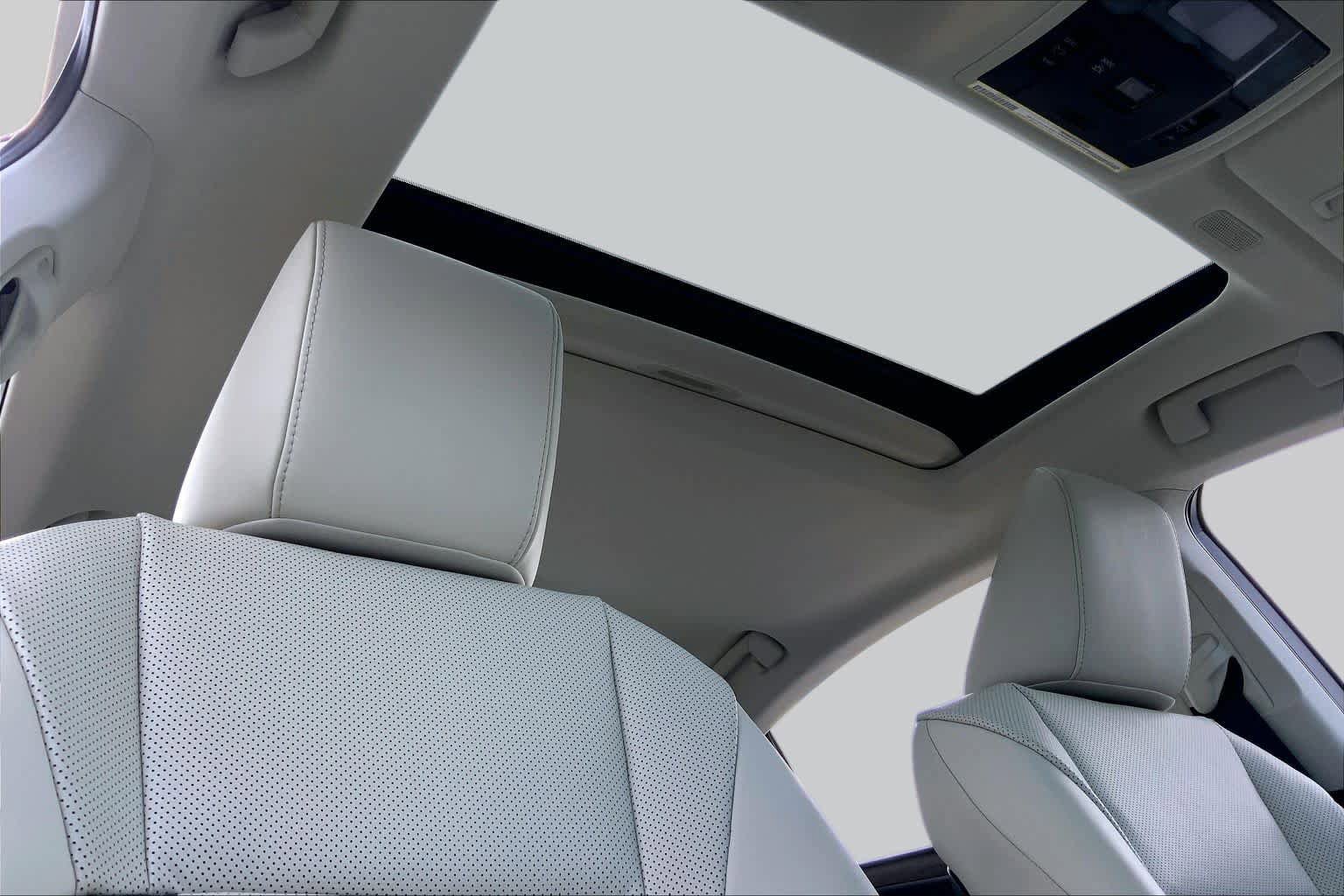 Used 2024 Lexus ES 350 w/ Premium Package FWD image 14
